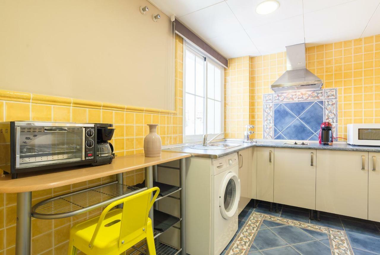 Апартаменти Gr3-Renovated Apt Next To Old Town With Cozy Terrace Малага Екстер'єр фото