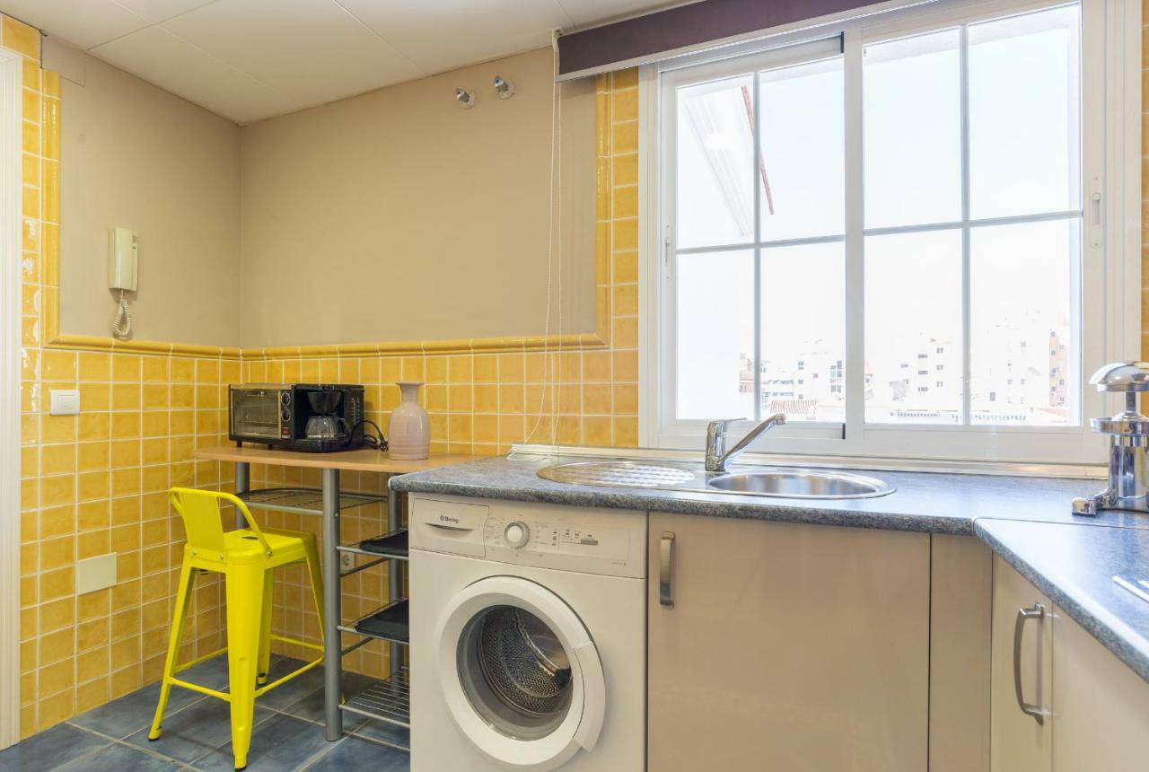 Апартаменти Gr3-Renovated Apt Next To Old Town With Cozy Terrace Малага Екстер'єр фото